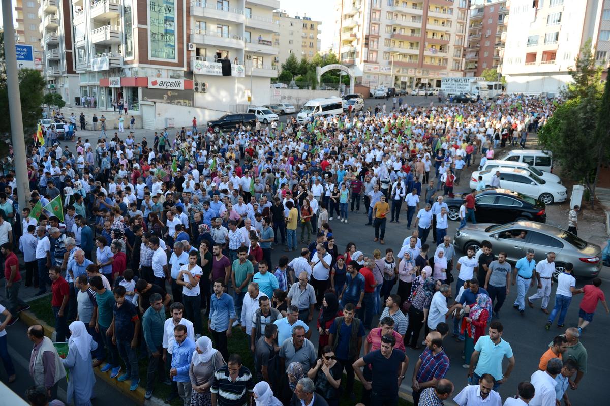 Anti-Govt. Protests in Turkey against Purported Bombing of ISIS Positions in Syria