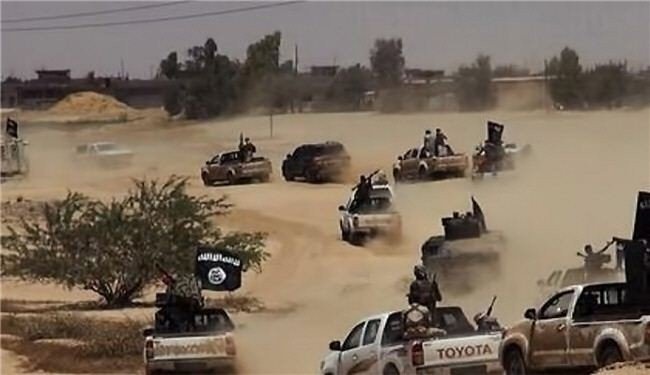 فرار العشرات من عناصر داعش