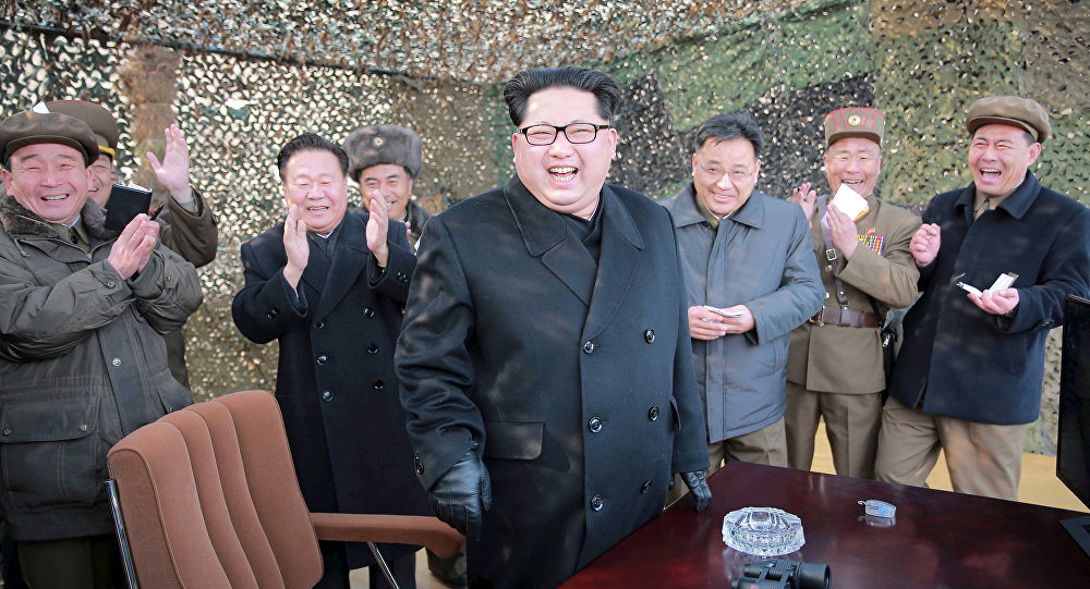 الزعيم الكوري الشمالي خلاله تفقده لقطعات الجيش 