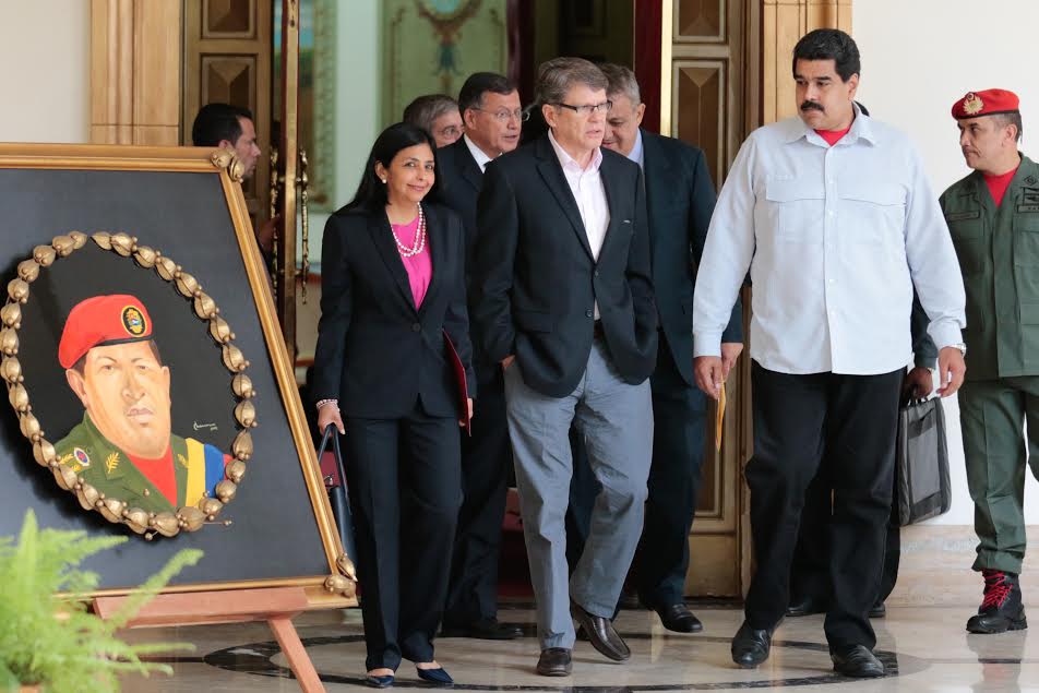 Venezuela reitera en su apoyo al gobierno ecuatoriano ante violencias de oposición