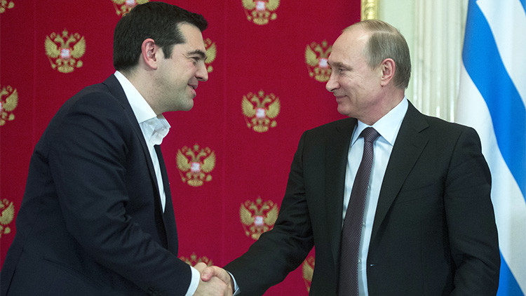 Tsipras conversa vía telefónica con Putin tras el referéndum griego