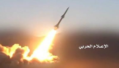 القوات الیمنیة تقصف ميناء جيزان السعودي بصاروخ باليستي
