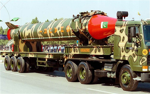 Saudi Regime to Buy Pakistan's Nuke Bombs 