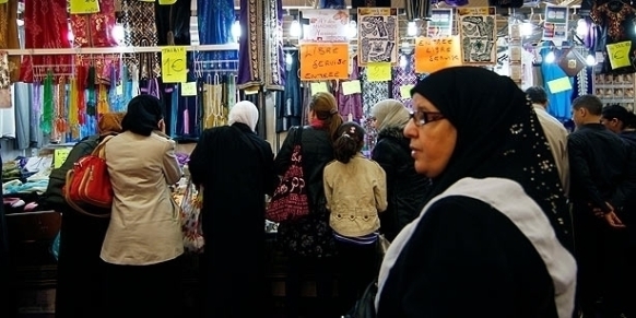 UK Bus Driver Refuses Entry to Muslim Women Clad in Hijab