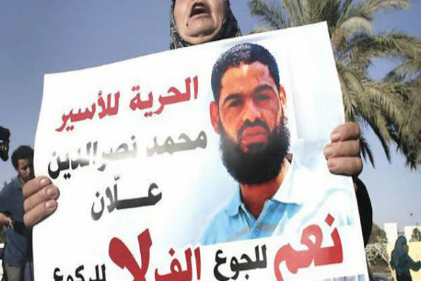 الأسير الفلسطيني محمد علان يدخل مرحلة الغيبوبة مجدداً