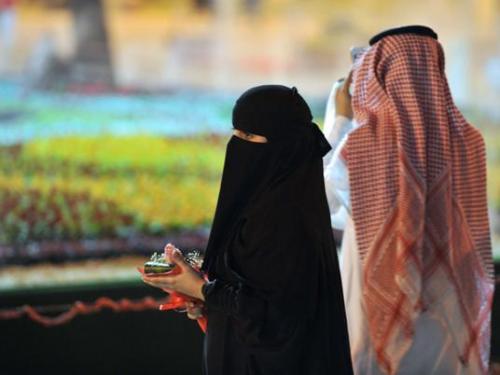فديو تحرش ثانٍ في السعودية في أقل من اسبوع يضع المجتمع السعودي أمام تساؤلات كبيرة