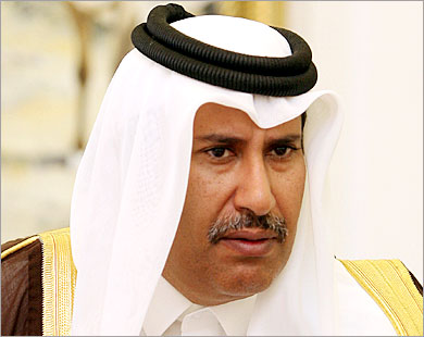 رئيس الوزراء القطري السابق يستعين بحصانته الدبلوماسية لتجنب المحاكمة ببريطانيا