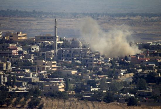 جیش الاحتلال الاسرائيلي یقصف عدة مواقع سوریة في القنيطرة