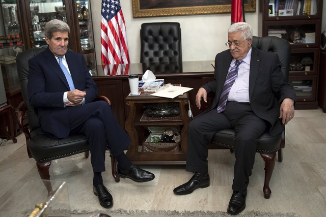 "العصا السحرية".. أمريكا وسياسة خفض المساعدات للسلطة الفلسطينية