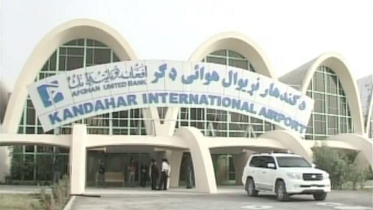 60 قتيل في هجوم لحركة طالبان على مطار قندهار الأفغاني