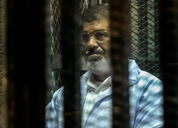 جنايات القاهرة: الاعدام لمرسي وعدد آخر من قيادات الإخوان المسلمين في قضية "اقتحام السجون"