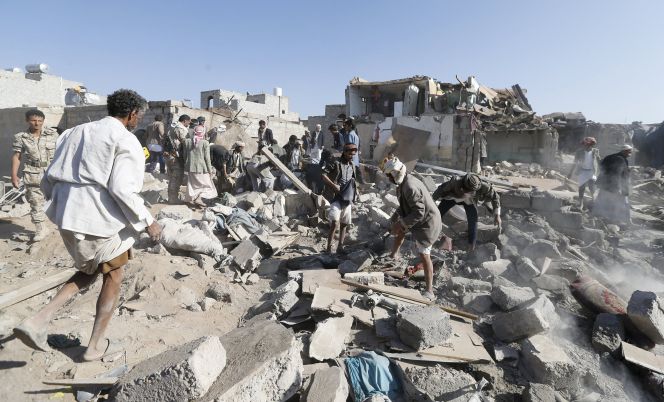 Riad intensifica sus ataques aéreos contra Yemen 