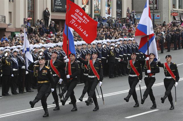 Rusia conmemora Día de la Victoria con un desfile militar 