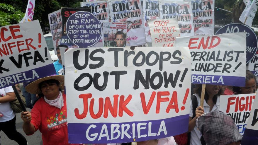 Filipinos protestan contra la presencia militar de EEUU en su país 