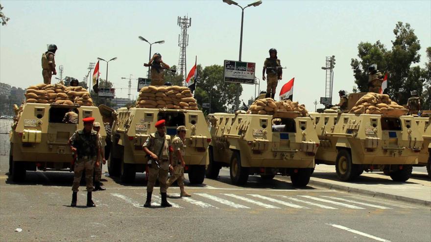 Mueren al menos cuatro soldados egipcios en Sinaí por explosión de bomba 