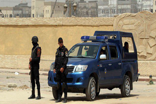 مقتل شرطيين مصريين في هجوم مسلح بالقرب من الاهرامات 