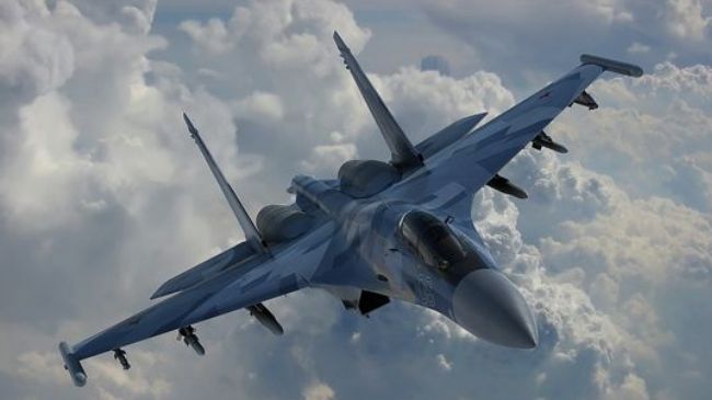 Cazas rusos atacan 448 objetivos de Daesh en Siria