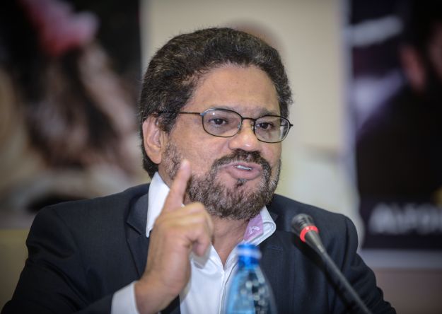 FARC rechaza propuesta del gobierno para crear un congreso para refrendar un acuerdo