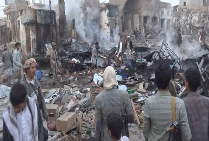 30 شهيداً في مجزرة سعودية جديدة في اليمن، ومظاهرات عارمة تجوب العاصمة صنعاء
