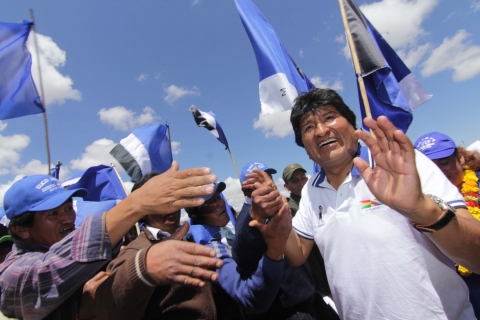 El 46 % de los bolivianos apoya la reelección del presidente Morales