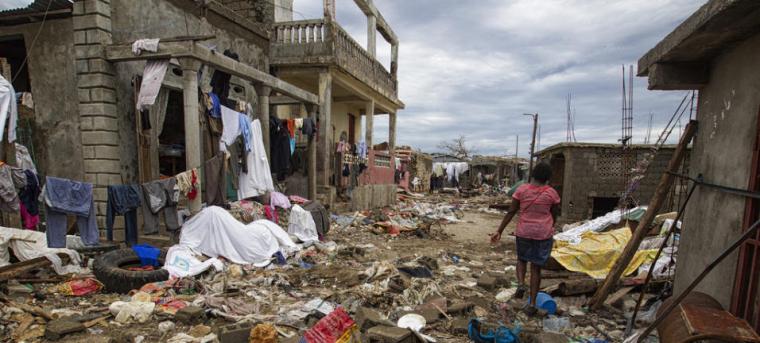 1000 muertos en Haití tras el paso del huracán Matthew