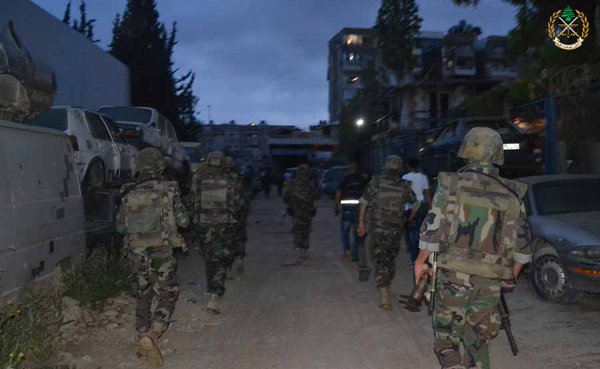 Lebanese Army Attacks ISIS Positions Near Syrian Border