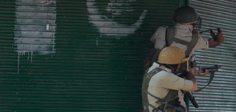 کشمیر، ہندوستانی فوجیوں کی فائرنگ، جوان جاں بحق
