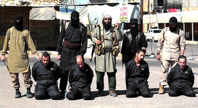 ISIS Kills 200 Civilians as Iraqi Army Closes in on Mosul