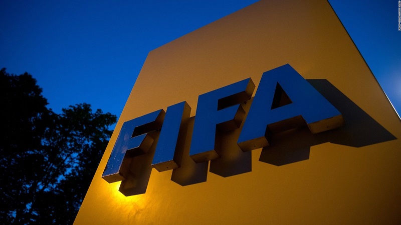 FIFA: Comité ética envía su fallo a Blatter, Platini