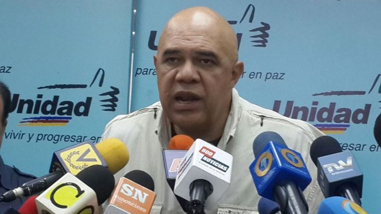 Oposición venezolana aboga por lucha y fin de diálogo