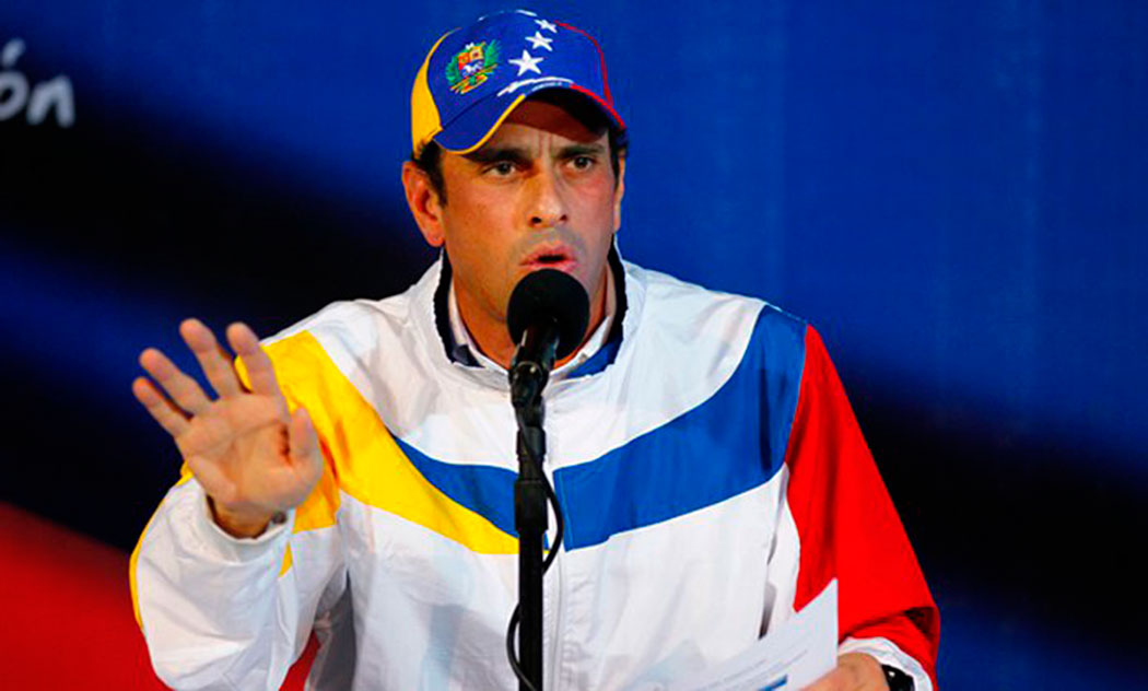 Capriles llama a seguir protestas en Venezuela