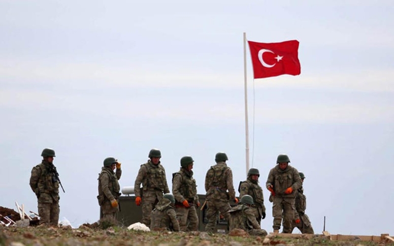داعش "يأسر" جنديين تركيين في سوريا