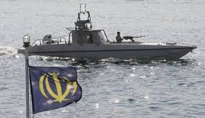 الحرس الثوري الإيراني يحتجز 10 عسكريين اميركيين في الخليج الفارسي