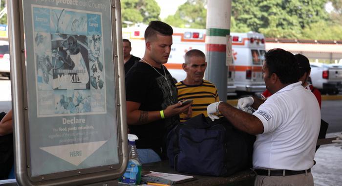 Sueña americano no deja a los migrantes cubanos varados en la frontera de Costa Rica