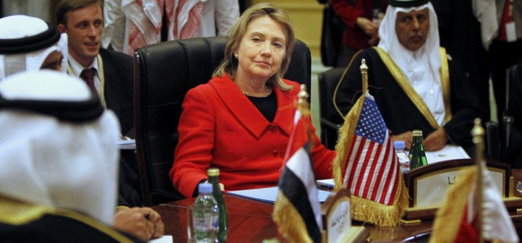 Clinton aceptó un regalo de un millón de dólares por parte de Catar