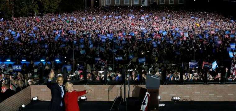 Unas 40 mil personas participan en un mitin de Clinton en Filadelfia