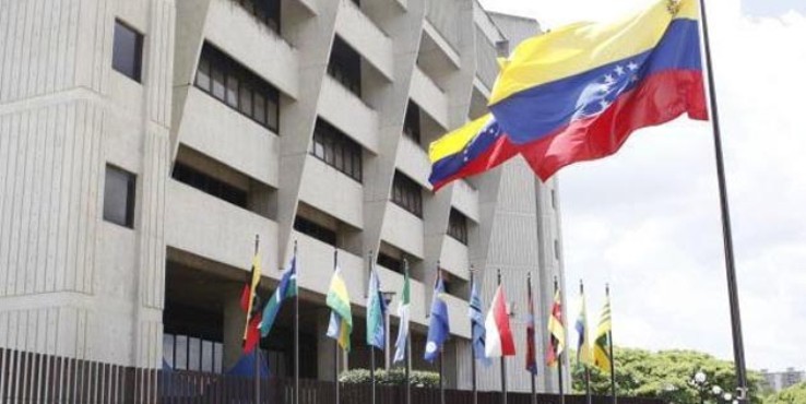 TSJ venezolano anula juicio parlamentario a Maduro