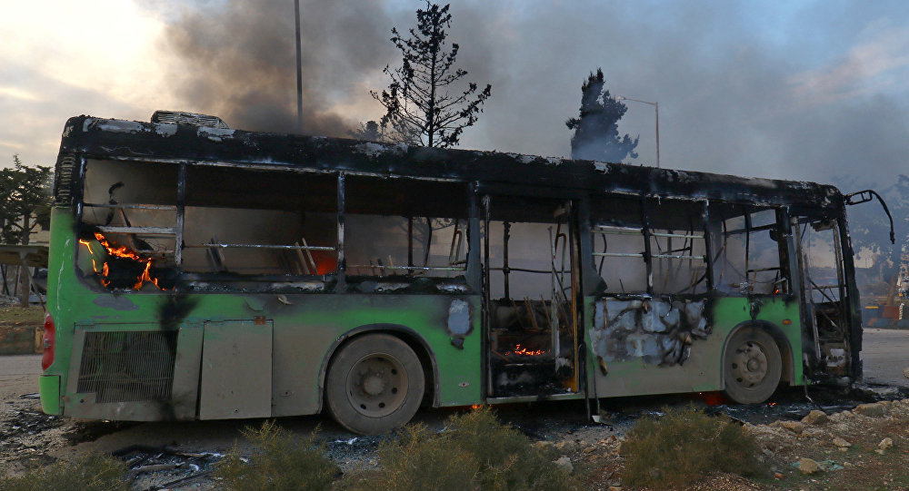 Terroristas incendian 5 autobuses de evacuación en el este de Alepo