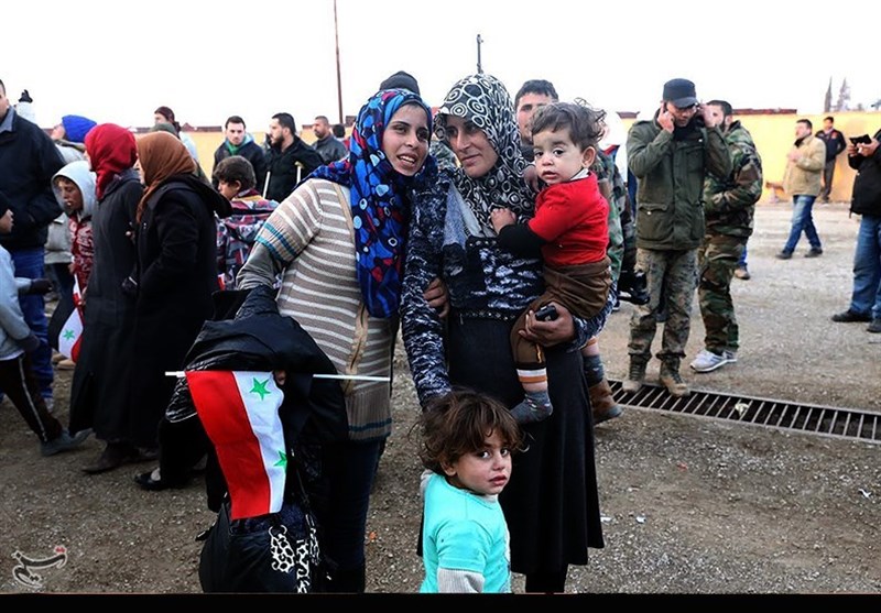 أهالي كفريا والفوعة يصلون حلب مع خروج المسلحين منها