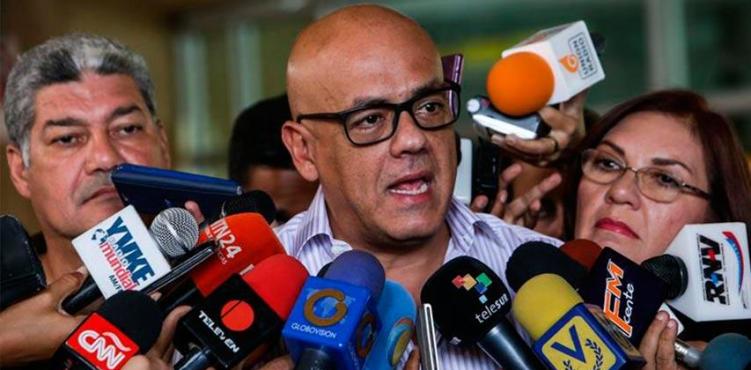 Gobierno venezolano mantiene su compromiso de dialogar con la oposición