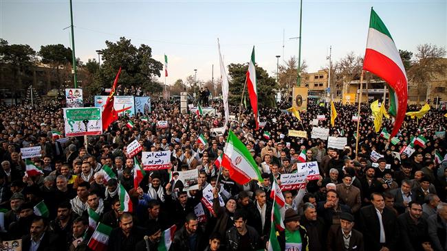 Iranians Hold Mass Rallies to Mark ’Dey 9 Epic’ of 2009