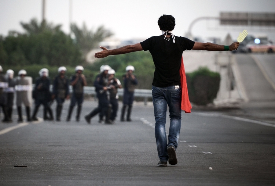 Bahrain Police Attack People Protesting Harsh Sentences against Dissent