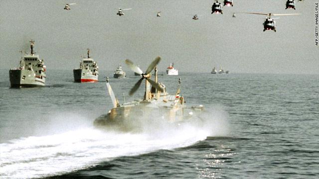 ايران تبدأ مناورات بحرية ضخمة في الخليج الفارسي