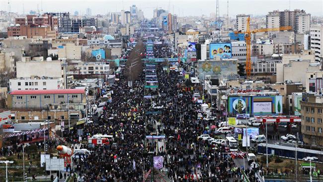 Millones de iraníes conmemoran 37º aniversario de la victoria de la Revolución Islámica