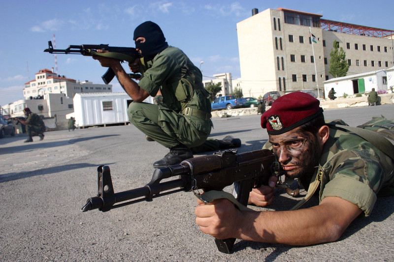 Palestinian Resistance Urges West Bank Police to Shoot Israeli Troops