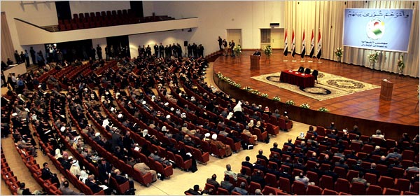 البرلمان العراقي يمهل العبادي حتى الخميس لتقديم التشكيل الوزاري الجديد