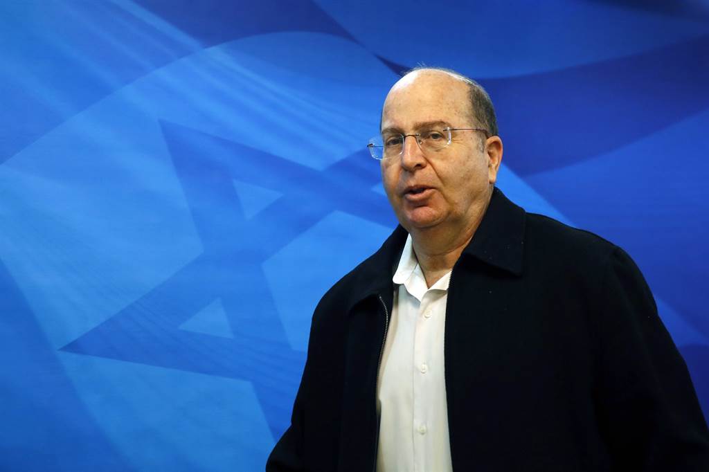 Israeli Regime’s War Minister Quits after Rift with Netanyahu