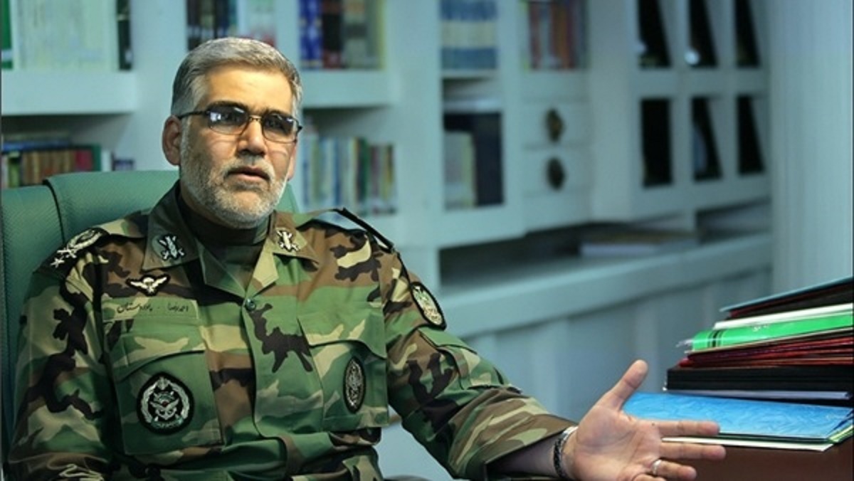 قائد سلاح البر الايراني: عجز امريكا عن مهاجمة ايران دفعها لتغيير أسلوبها