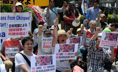 Japanese Protesters Oppose Obama’s Visit, Demand Nuclear Disarmament
