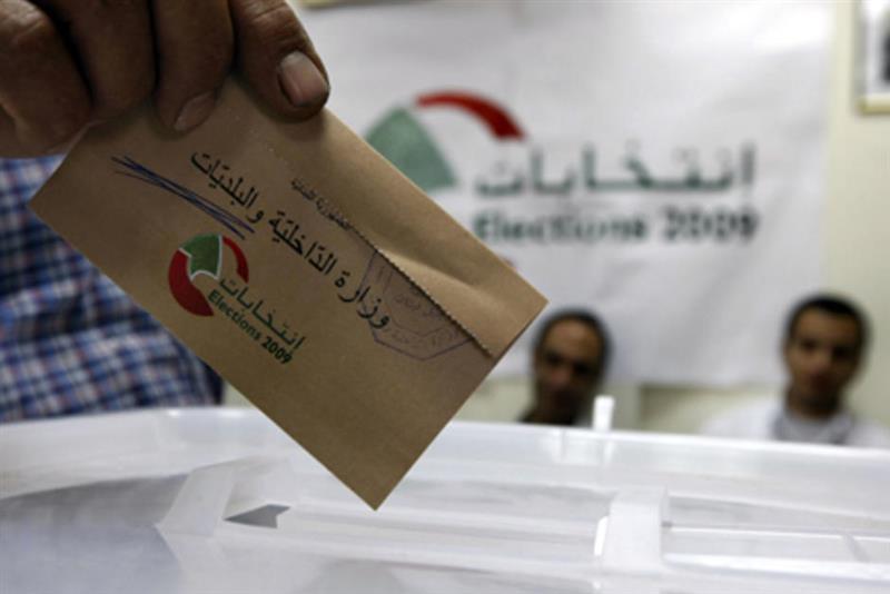 الانتخابات البلدية في لبنان تعري الثقل الجماهيري للقوى السياسية في عقر دارها